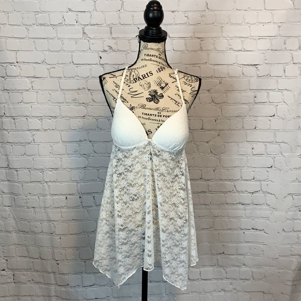 Linea Donatella White Lingerie Medium NWTs